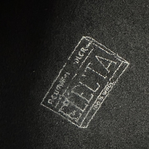 Vintage Black Wool Hat With Black Bow and Netting - Picture 5 of 12